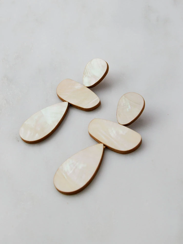 Wolf & Moon Ana Earrings In Mother Of Pearl 6 Wolf & Moon Ana Earrings In Mother Of Pearl - Image 4