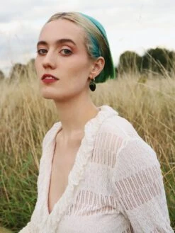 Wolf & Moon Raspberry & Blackberry Hoops -Wolf & Moon blackberry hoops model 1 392dd600 3e92 4ebc b38f 888204666793