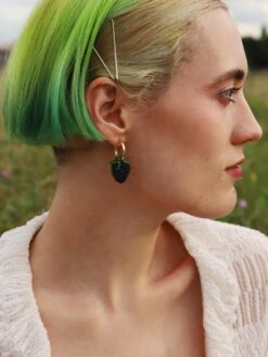 Wolf & Moon Blackberry Hoops -Wolf & Moon blackberry hoops model 4