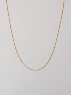 Wolf & Moon Gold-Filled Box Chain -Wolf & Moon box chain front