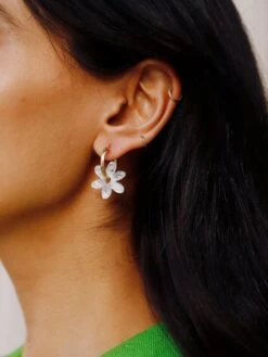 Wolf & Moon Caia Hoops In Off White -Wolf & Moon caia hoops offwhite model 5