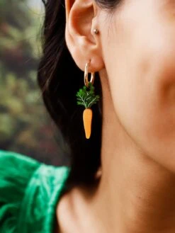 Wolf & Moon Carrot Hoops 19 Wolf & Moon Carrot Hoops -Wolf & Moon carrot hoops model 2 f9c22ccb 98f9 43b4 983f cbe001f9ab68