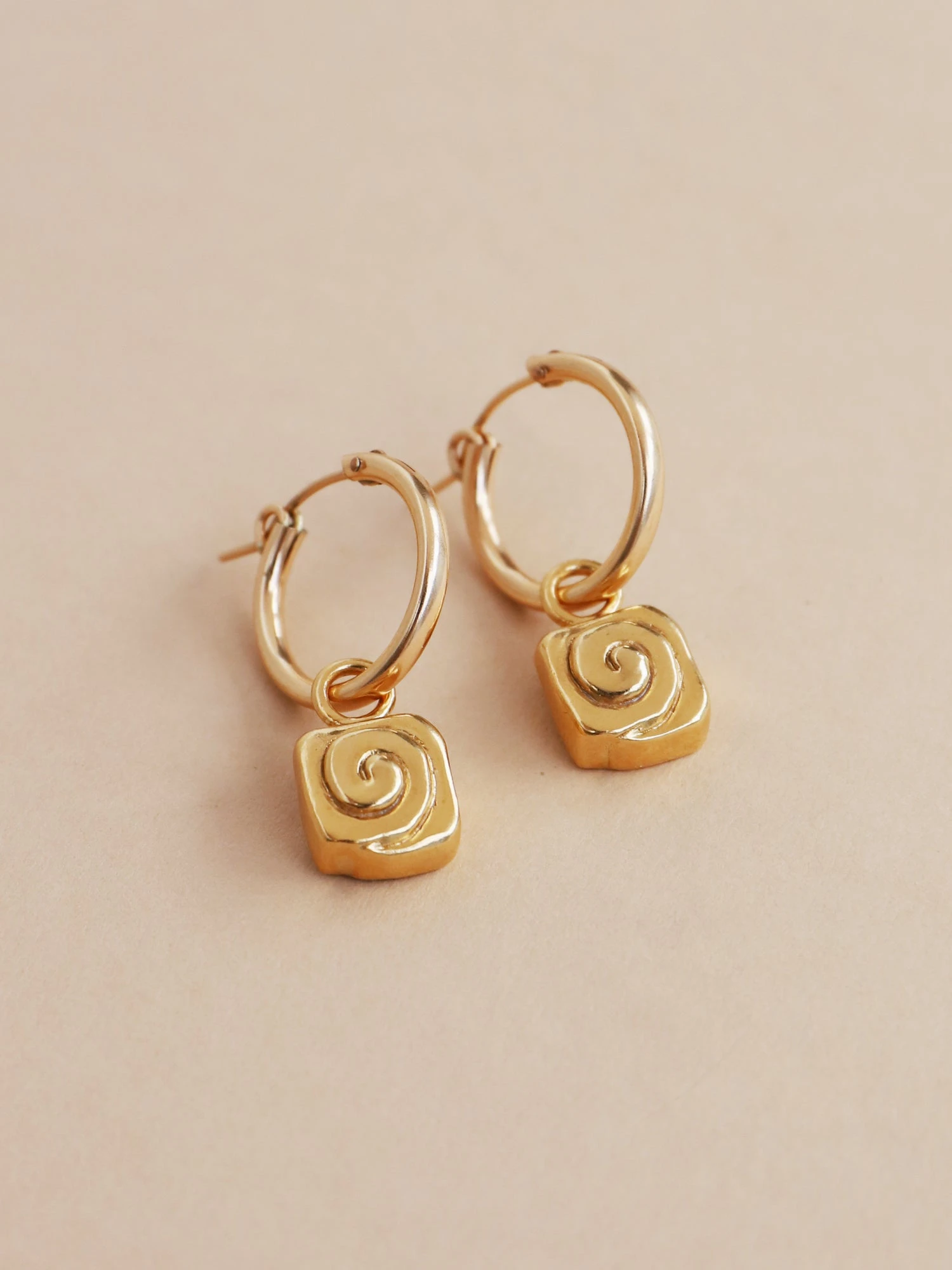 Wolf & Moon Cinnamon Bun Hoops 5 Wolf & Moon Cinnamon Bun Hoops - Image 3