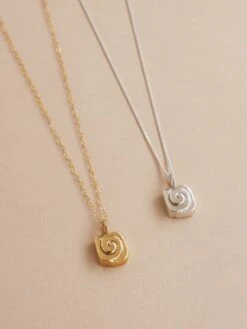 Wolf & Moon Cinnamon Bun Necklace
