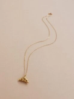 Wolf & Moon Croissant Necklace -Wolf & Moon croissant necklace gold lifestyle 3