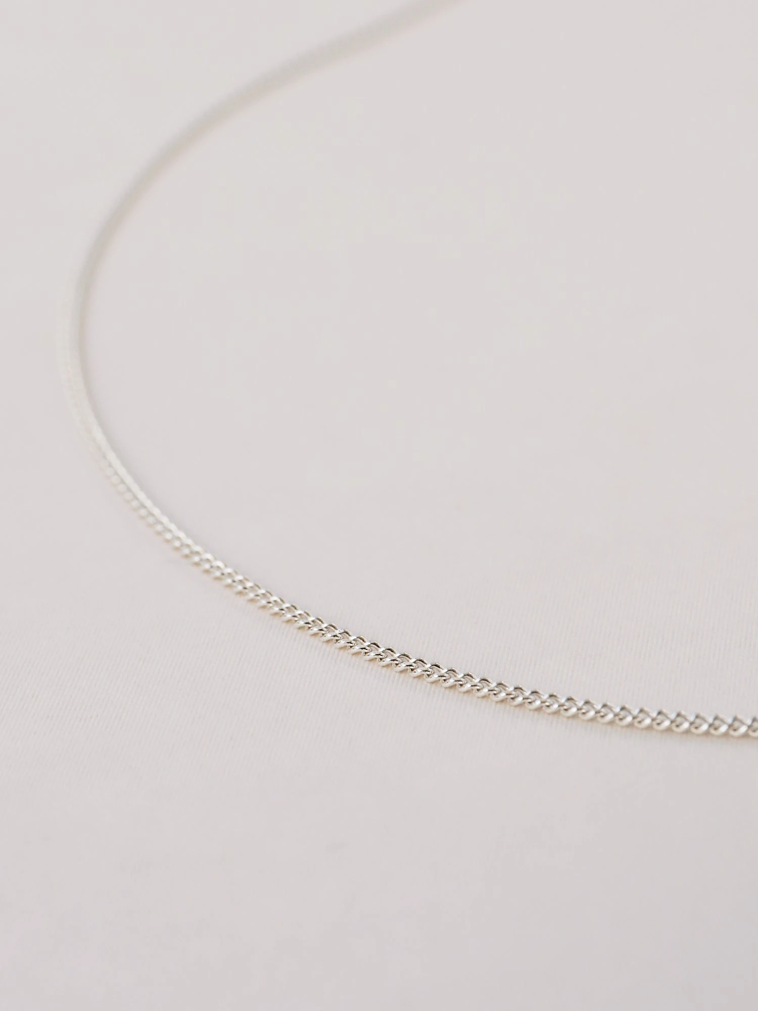 Wolf & Moon Fine Curb Chain 4 Wolf & Moon Fine Curb Chain - Image 2