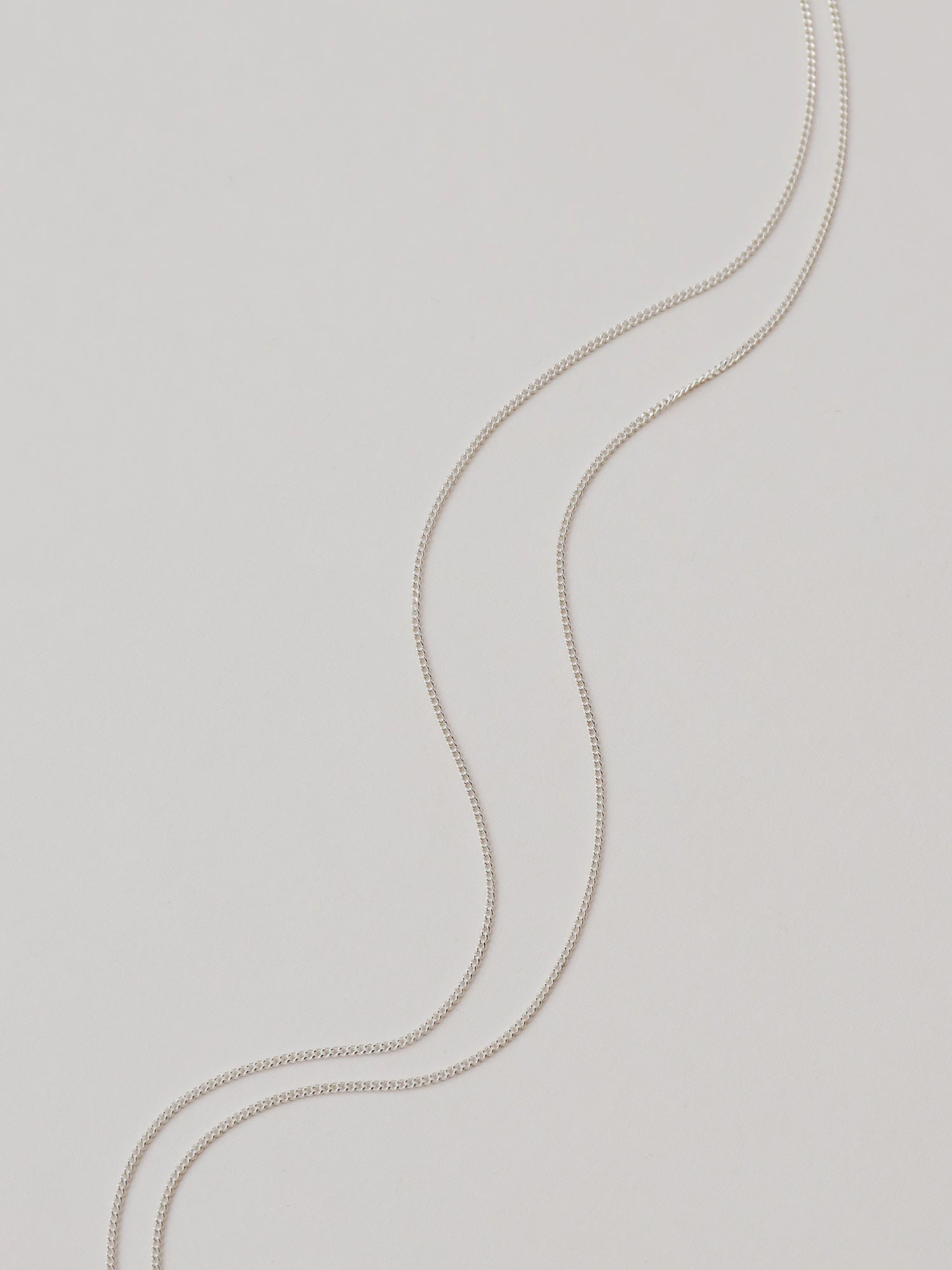 Wolf & Moon Fine Curb Chain 11 Wolf & Moon Fine Curb Chain - Image 9