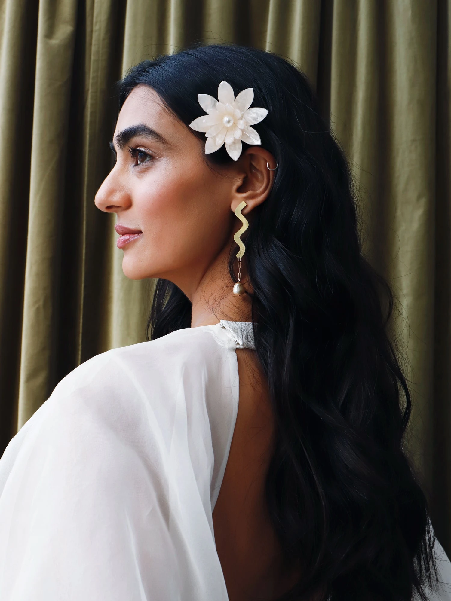 Wolf & Moon Dahlia Hair Comb 7 Wolf & Moon Dahlia Hair Comb - Image 5