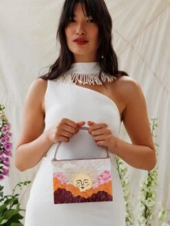 Wolf & Moon Day To Night Bag -Wolf & Moon daytonight bag model 6