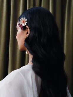 Wolf & Moon Double Daisy Hair Comb 15 Wolf & Moon Double Daisy Hair Comb -Wolf & Moon double daisy comb cream plum model 1