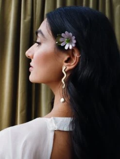 Wolf & Moon Double Daisy Hair Comb 17 Wolf & Moon Double Daisy Hair Comb -Wolf & Moon double daisy comb lilac olive model 1