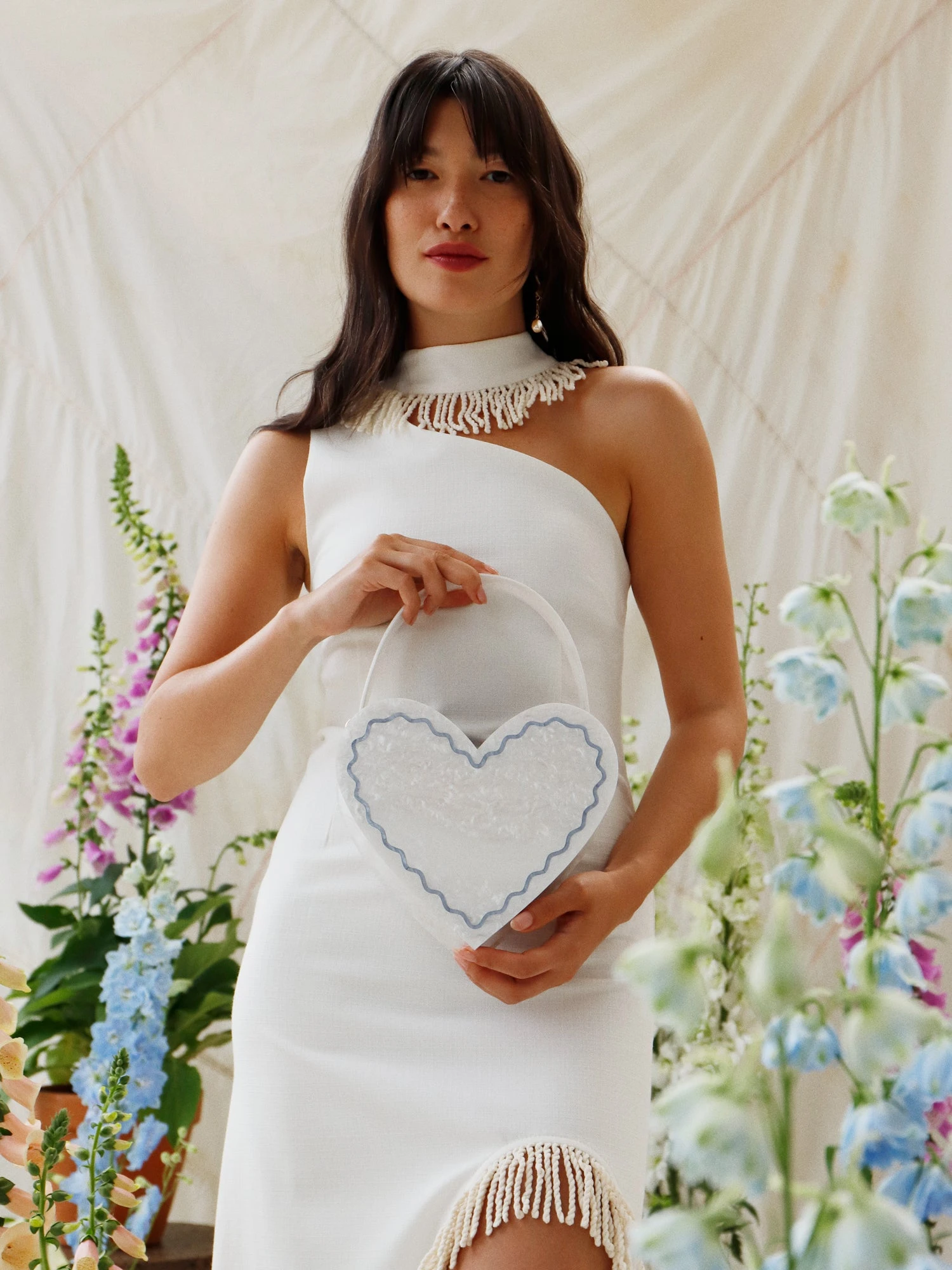 Wolf & Moon Heart Bag In White 7 Wolf & Moon Heart Bag In White - Image 6