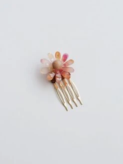 Wolf & Moon Daisy Hair Comb -Wolf & Moon meadow hair slide daisy pink speckle 1