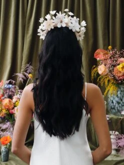 Wolf & Moon Meadow Headpiece In White -Wolf & Moon meadow headpiece white model 3