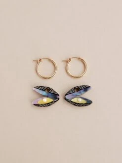 Wolf & Moon Mussel Hoops 14 Wolf & Moon Mussel Hoops -Wolf & Moon mussel hoops lifestyle 1 c473b311 c7cb 416a a548 a8c9f266e4f5