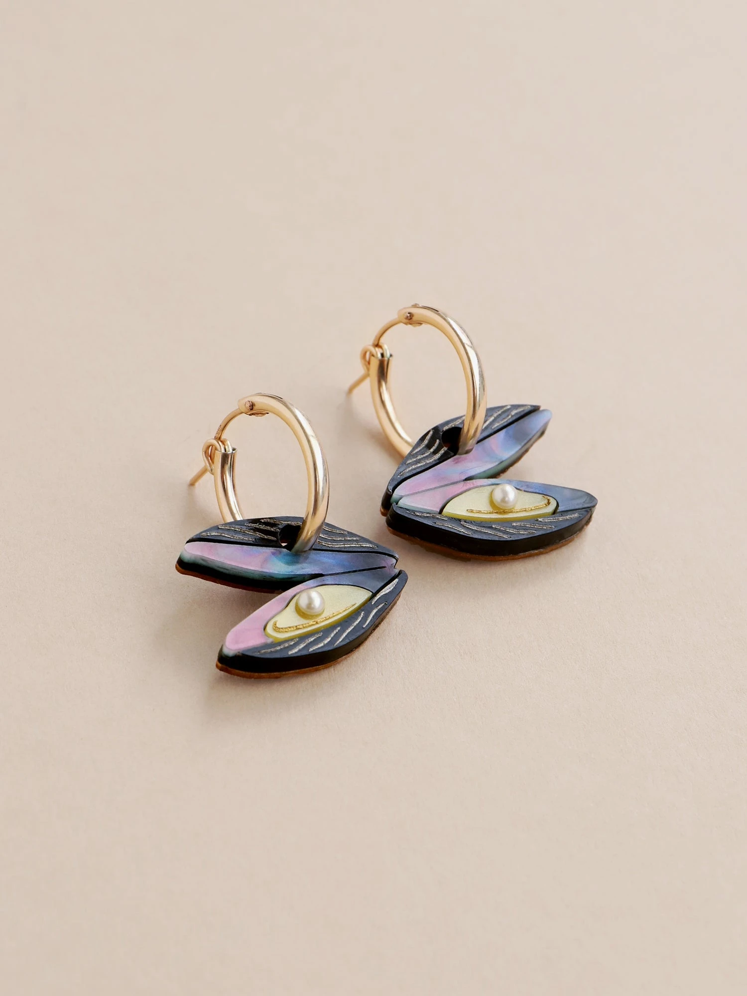 Wolf & Moon Mussel Hoops 5 Wolf & Moon Mussel Hoops - Image 3