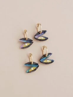Wolf & Moon Mussel Hoops 17 Wolf & Moon Mussel Hoops -Wolf & Moon mussel hoops lifestyle 4