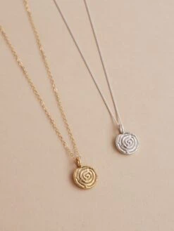 Wolf & Moon Pain Au Raisin Necklace