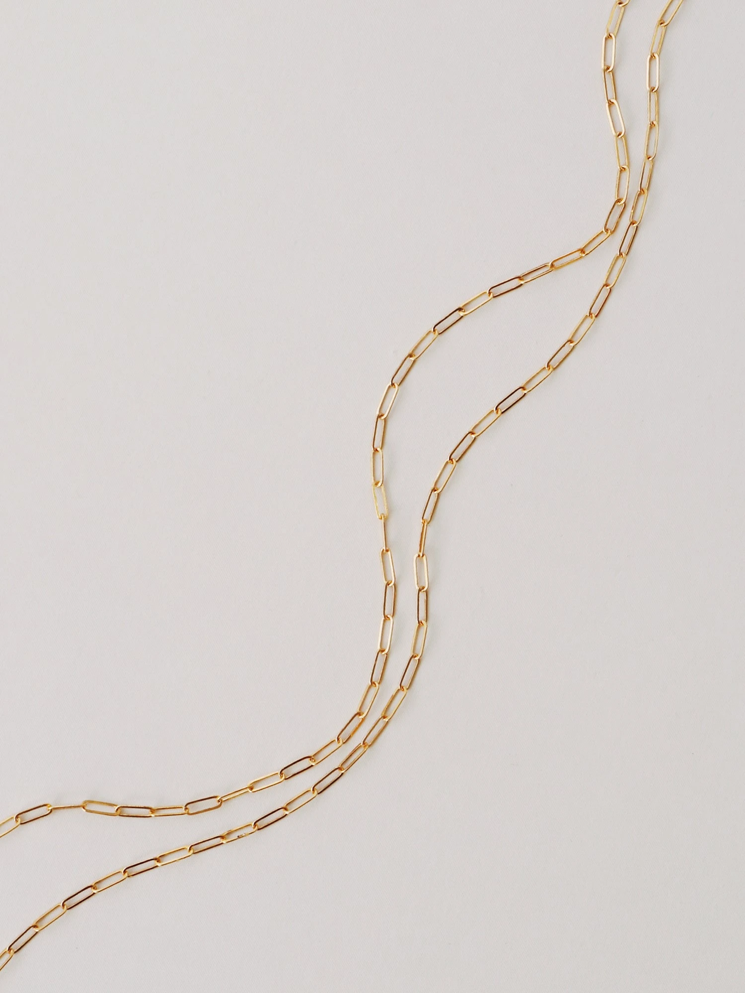 Wolf & Moon Gold-Filled Paperclip Chain 8 Wolf & Moon Gold-Filled Paperclip Chain - Image 6