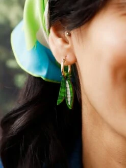 Wolf & Moon Peas In A Pod Hoops -Wolf & Moon peas in a pod hoops model 3