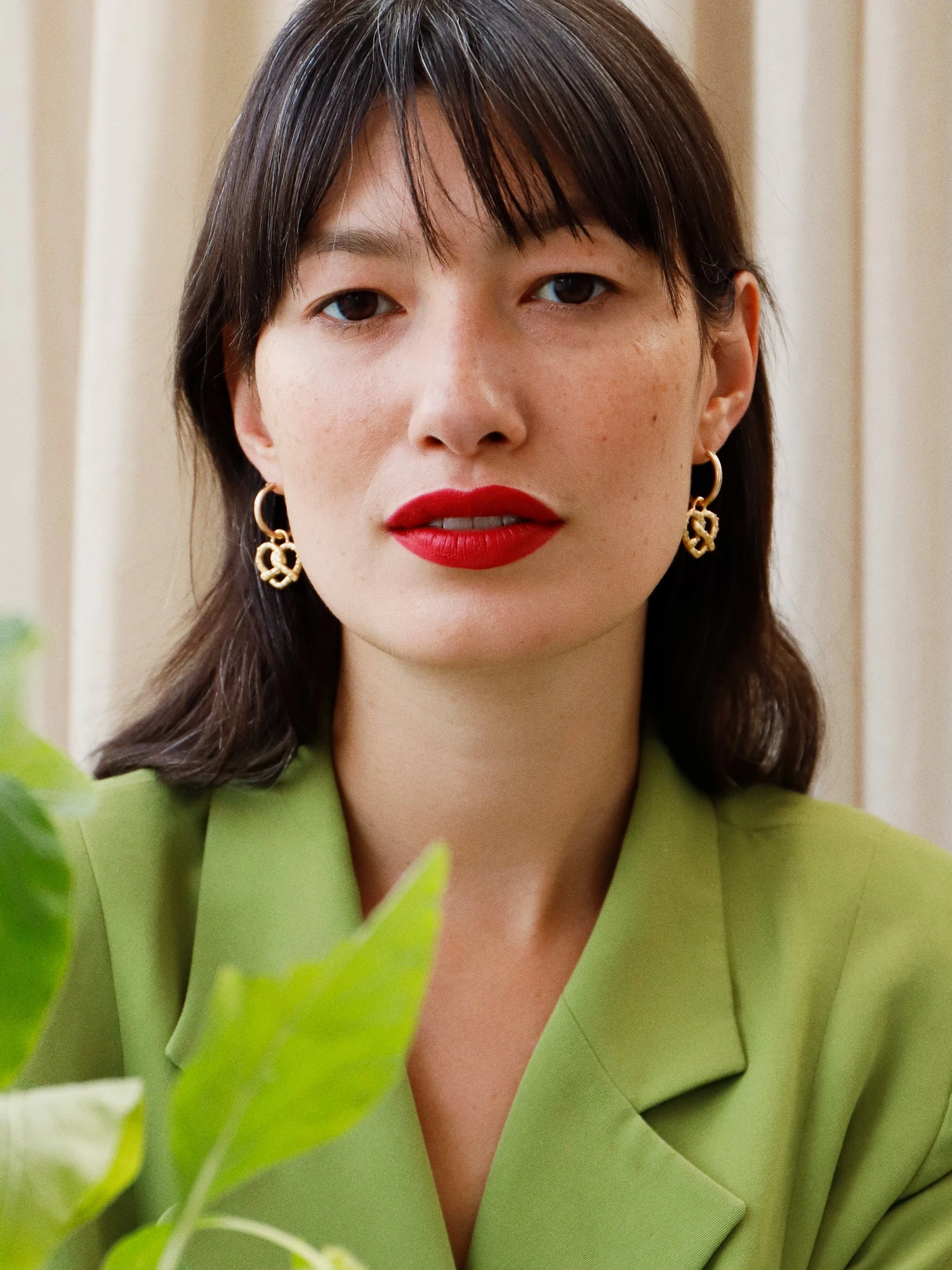 Wolf & Moon Pretzel Hoops 7 Wolf & Moon Pretzel Hoops - Image 5