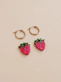 Wolf & Moon Raspberry Hoops 13 Wolf & Moon Raspberry Hoops -Wolf & Moon raspberry hoops lifestyle 3