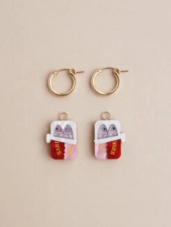 Wolf & Moon Sardine Hoops -Wolf & Moon sardine hoops lifestyle 3 bb20e5f2 6ad2 43fb 882b be2ad2d048c4