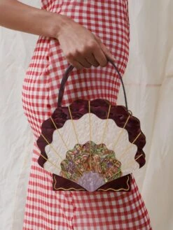 Wolf & Moon Scallop Shell Bag In Cherry 14 Wolf & Moon Scallop Shell Bag In Cherry -Wolf & Moon shell bag cherry model 1