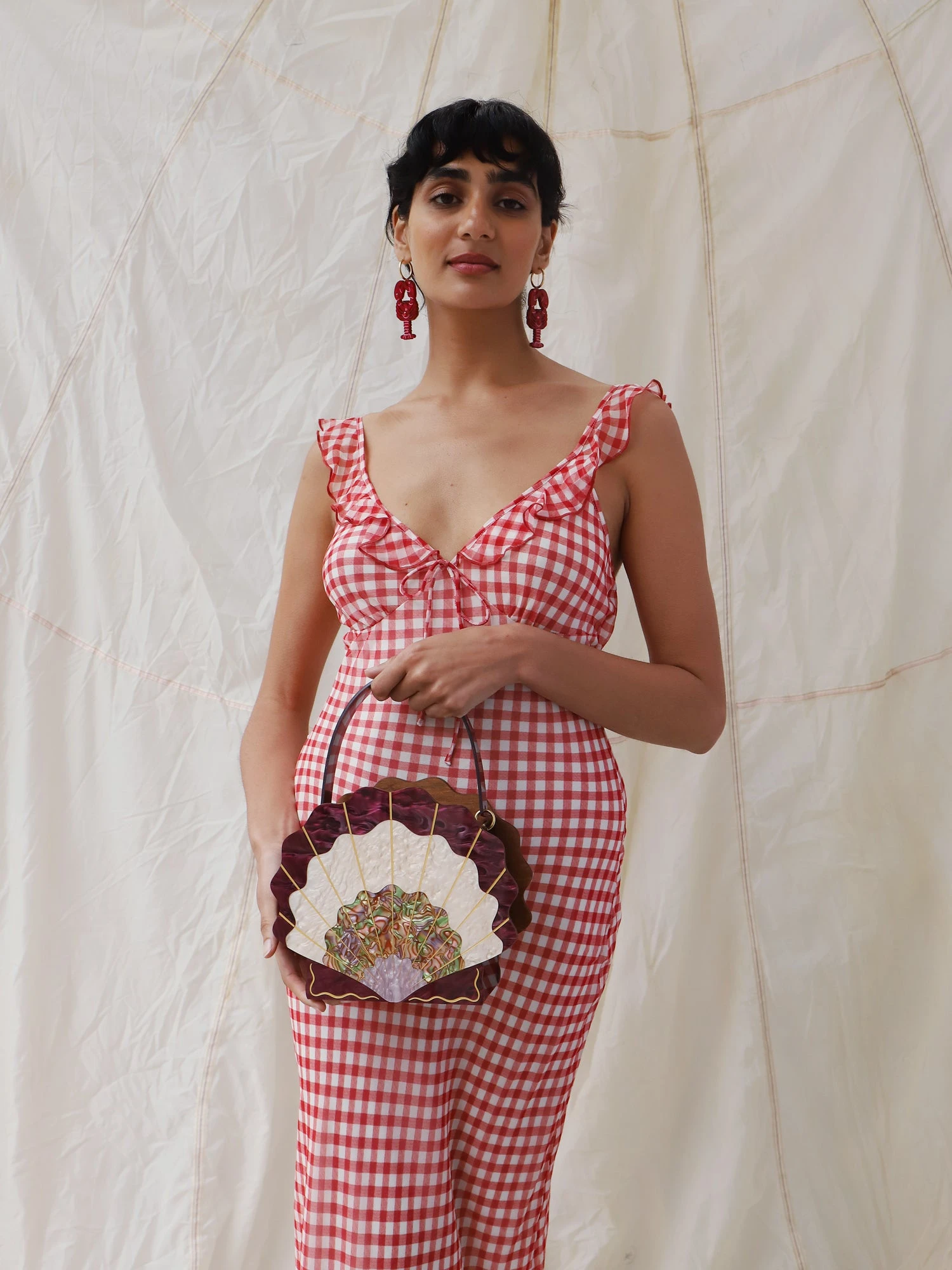 Wolf & Moon Scallop Shell Bag In Cherry 11 Wolf & Moon Scallop Shell Bag In Cherry - Image 9