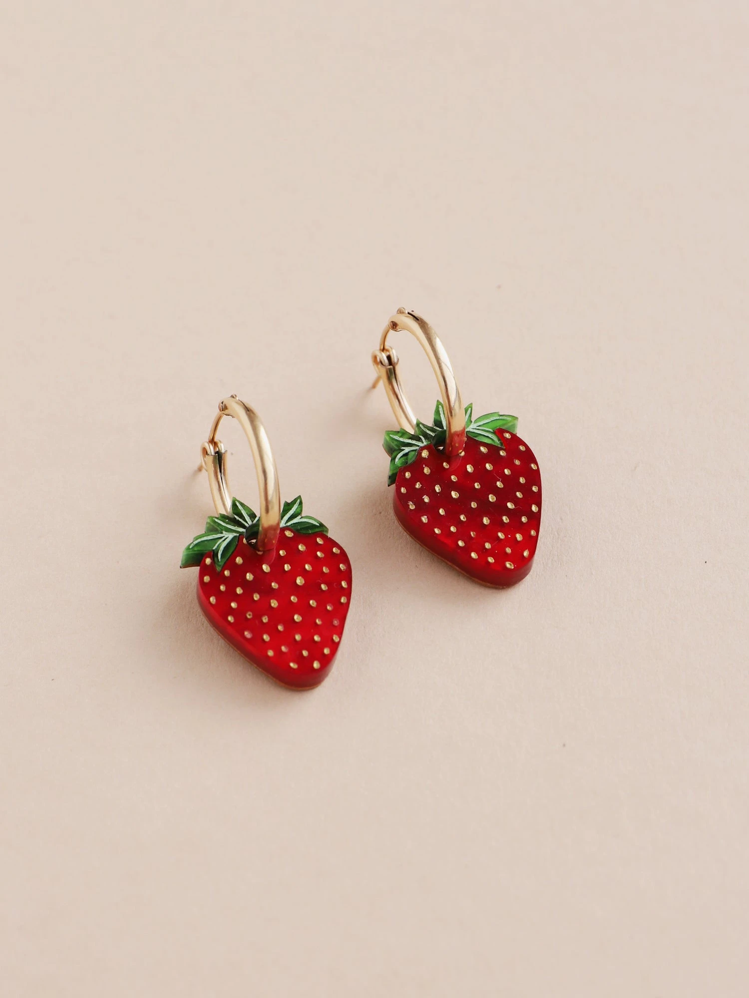 Wolf & Moon Strawberry II Hoops 5 Wolf & Moon Strawberry II Hoops - Image 3