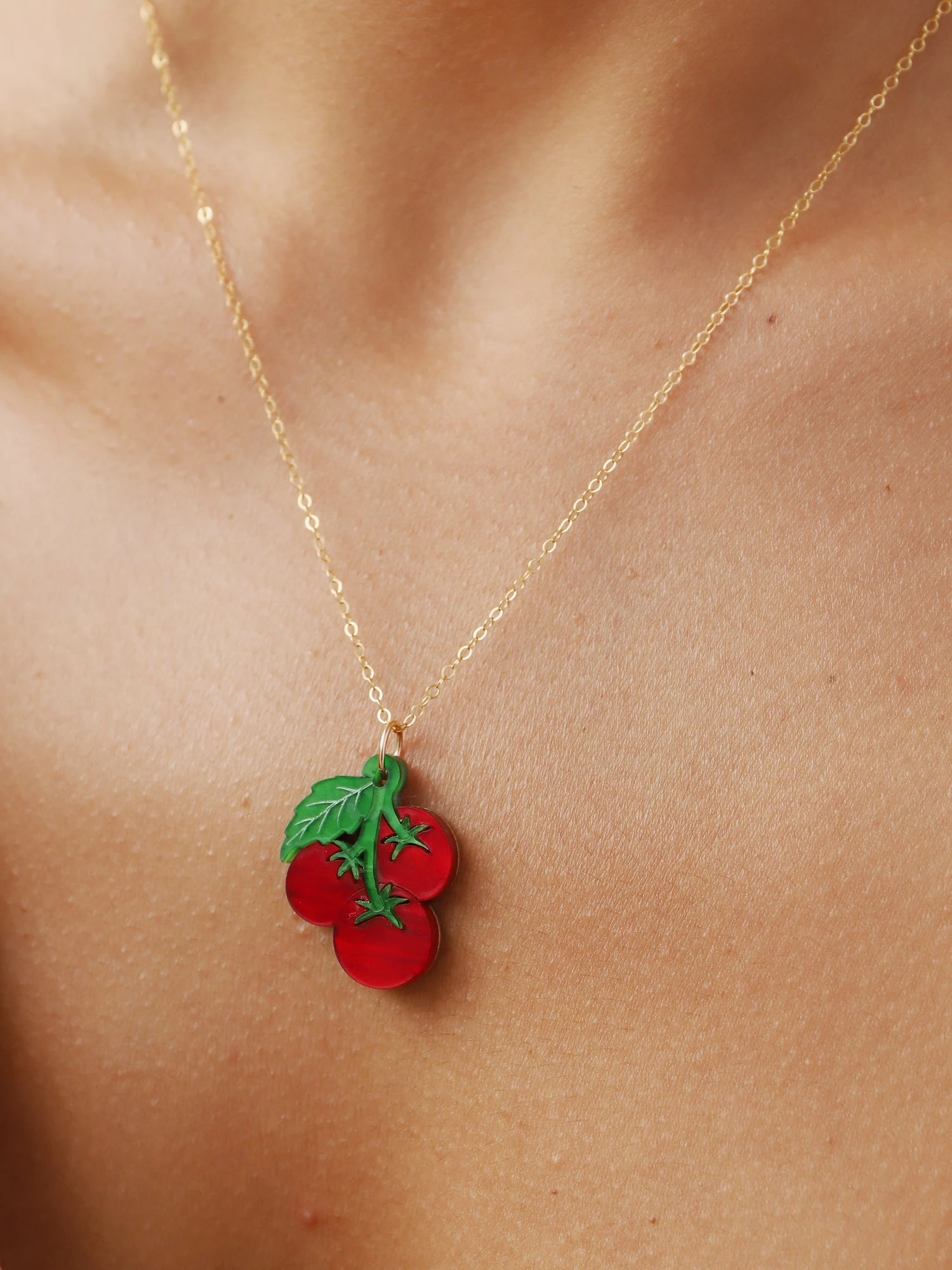 Wolf & Moon Tomato Necklace 9 Wolf & Moon Tomato Necklace - Image 7