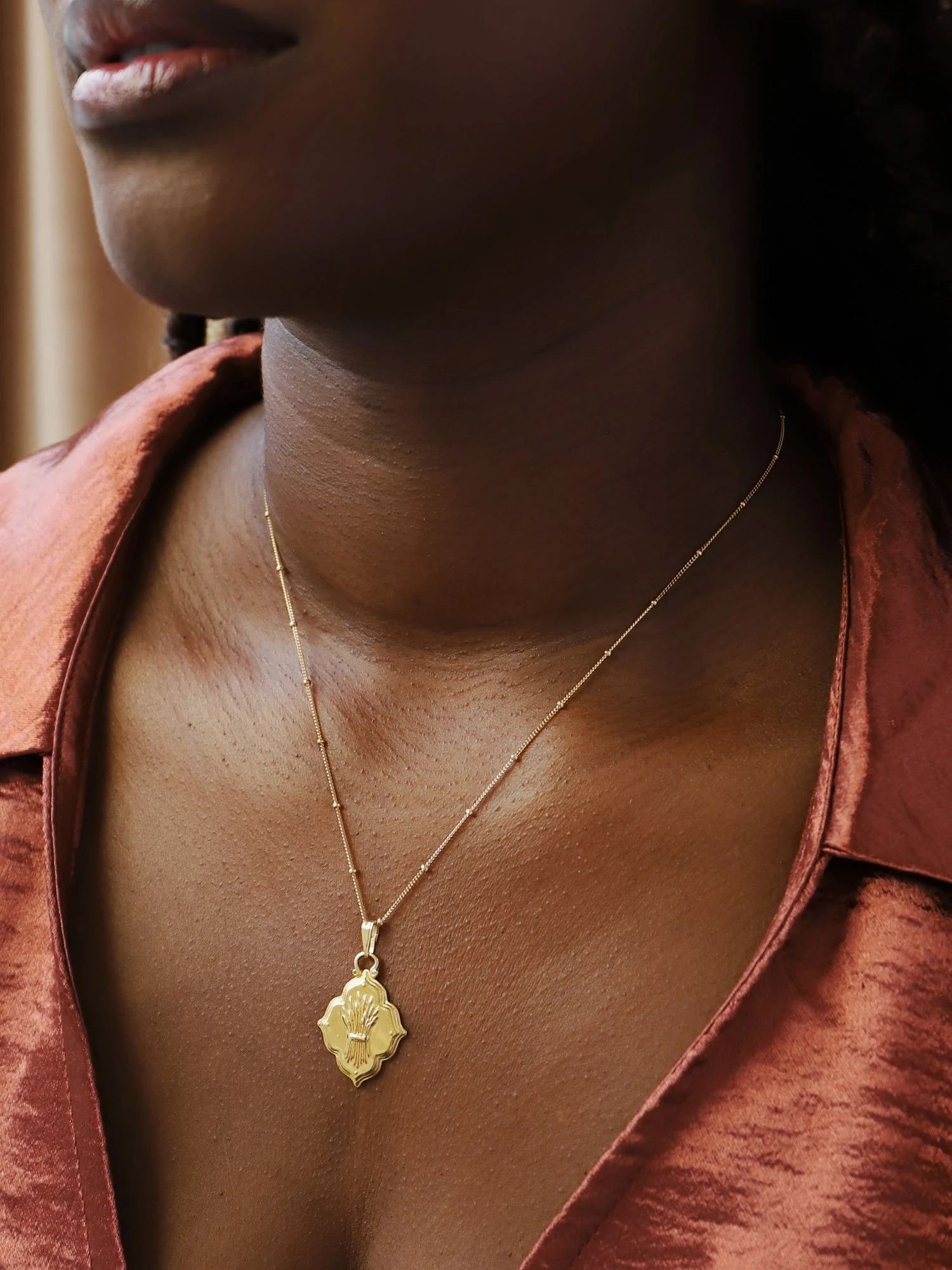 Wolf & Moon Zodiac Necklace - Gold 13 Wolf & Moon Zodiac Necklace - Gold - Image 11