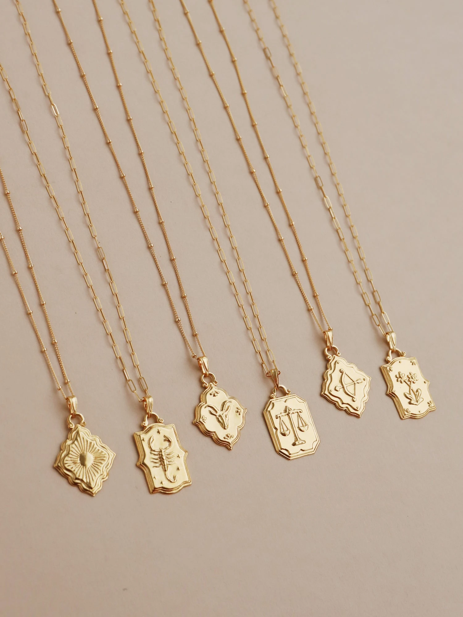 Wolf & Moon Zodiac Necklace - Gold 15 Wolf & Moon Zodiac Necklace - Gold - Image 13